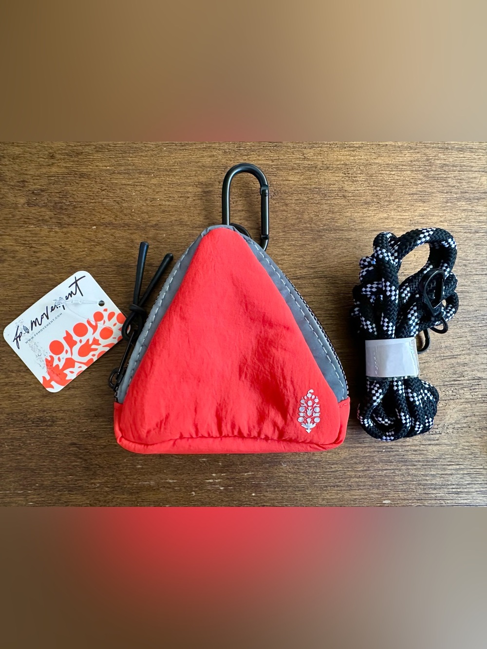 NWT FREE PEOPLE MOVEMENT ALTITUDE MINI POUCH IN FLAME RED!!